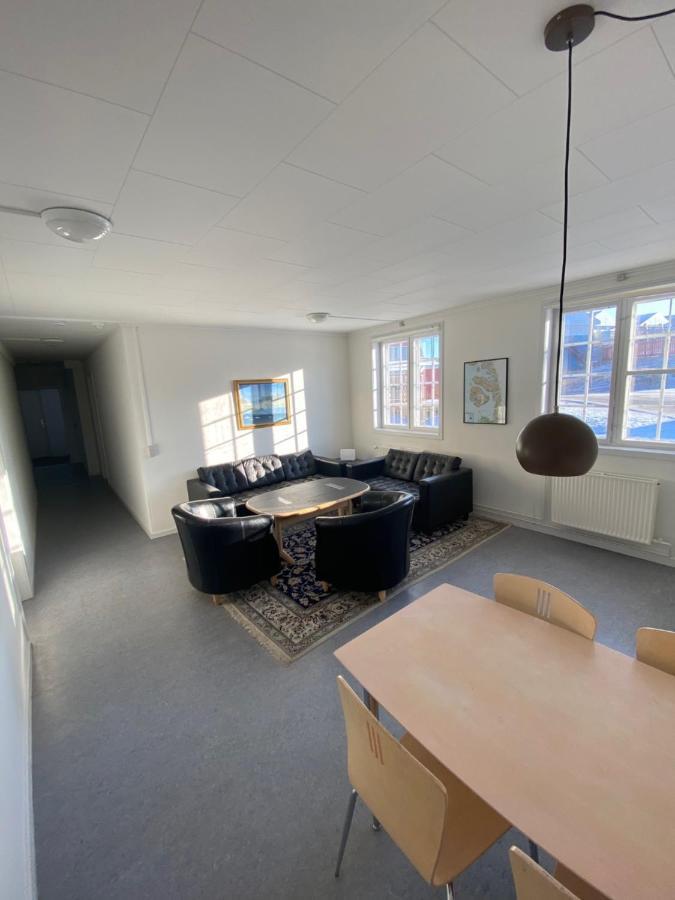 Hotel Disko Island Qeqertarsuaq Екстер'єр фото